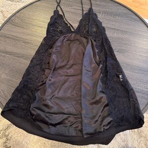 Elegant Black Lace Chemise